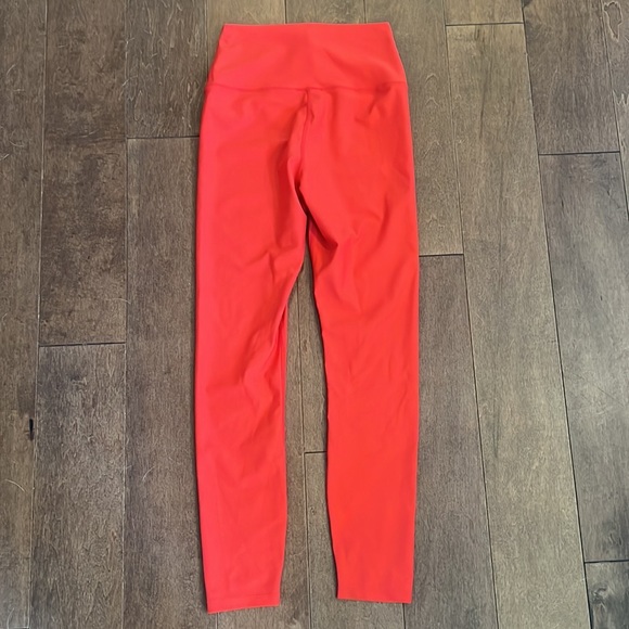 CARBON38 High Rise Legging in Red Small - Picture 5 of 8